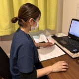 施設内訪問看護の遅番看護師