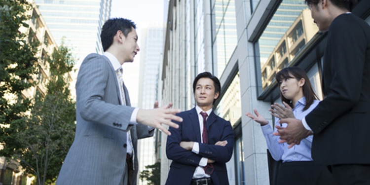 株式会社日本ハウスホールディングス　八戸支店