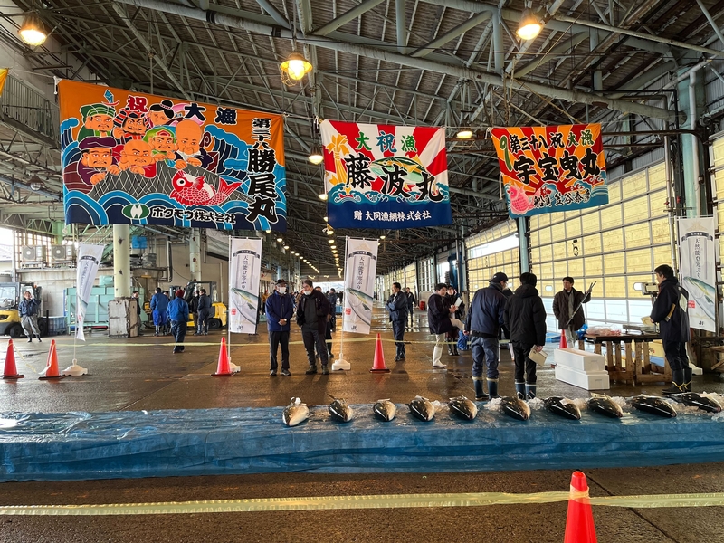 水産物の仕分け及び配達