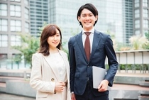 株式会社アイヴィジット