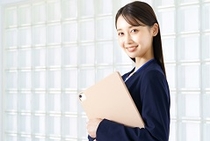株式会社アイヴィジット