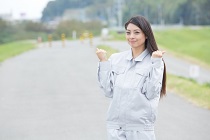 輸出用鉄道レール出荷作業
