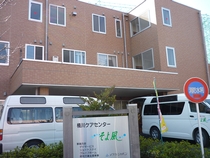 夜勤専従介護スタッフ