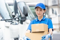3ｔ車でのコンビニ向け二温帯商品のルート配送ドライバー