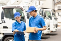 中型トラックでの産業回収業務