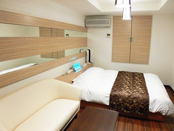 ホテルフロント受付