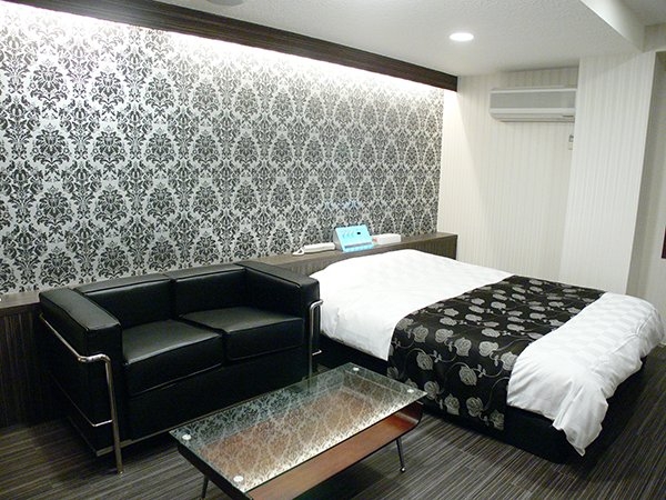 客室の掃除・セッティング