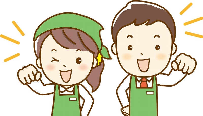 惣菜コーナーでの揚げ物調理・シール付け