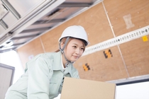 4ｔ増トン車でのスーパーへのドライ商品の配送ドライバー