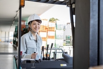 一般貨物類構内フォーク業務