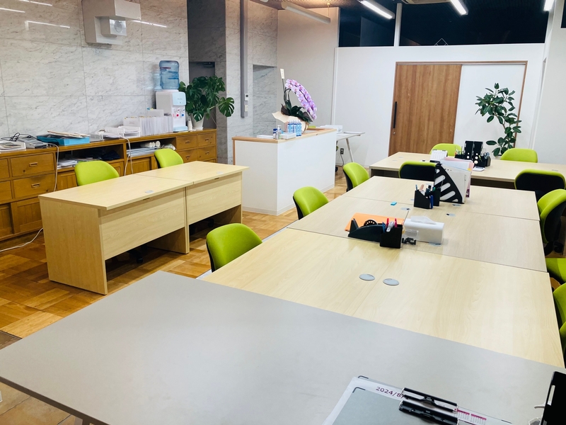 Bs job img 3 20251201075052493