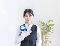 携帯ショップの接客受付STAFF