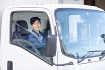 普通～大型車の陸送ドライバー