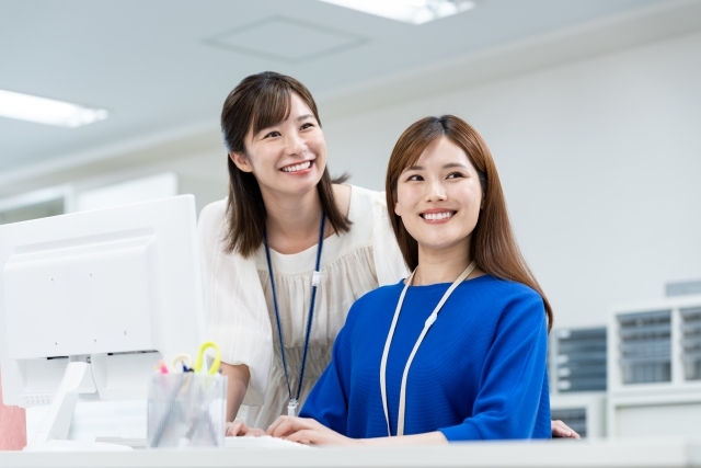 家電量販店スマホの保険コーナースタッフ