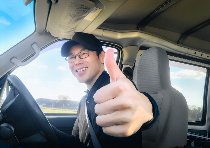 大型バスドライバー