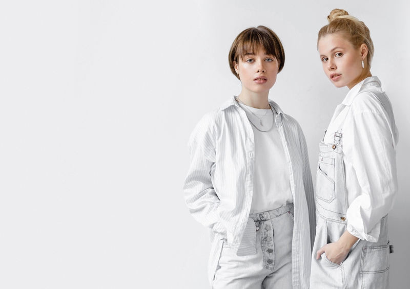 プチプラアパレル販売のスタッフ