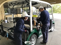 ゴルフ場のマスター室スタッフ