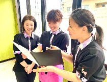 デイサービスセンターでの介護スタッフ