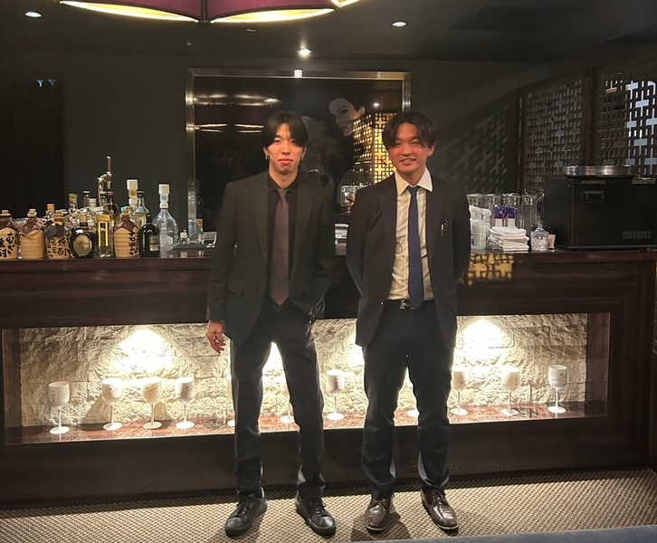 キャバクラでのホールスタッフ