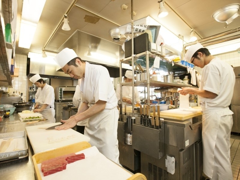 日本料理あさまのアルバイト情報