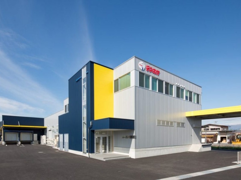 ラーメンチェーン店工場での食品製造補助