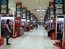 パチンコ店でのホール接客