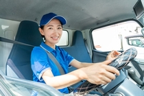 中型トラックでの個宅配送業務