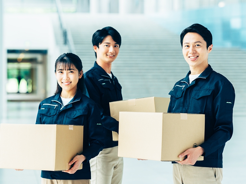 文房具などの夜勤シール貼りstaff/短期OK