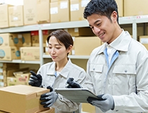 小物雑貨や日用品のシール貼りstaff/短期OK