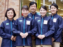 ファミリーマート　小松園町店のアルバイト情報