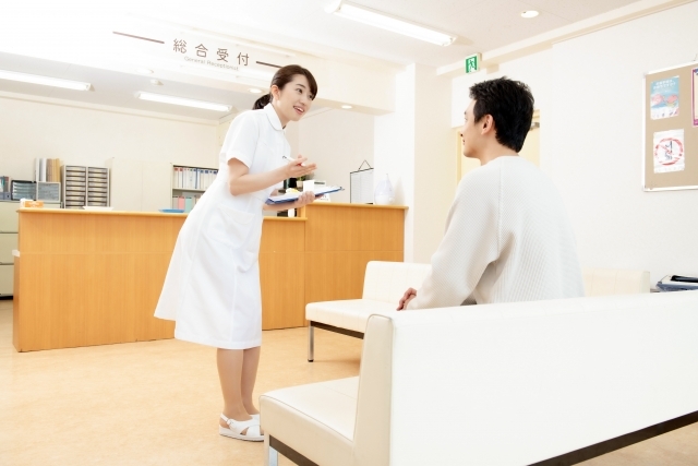 病院内での診察アシスタント