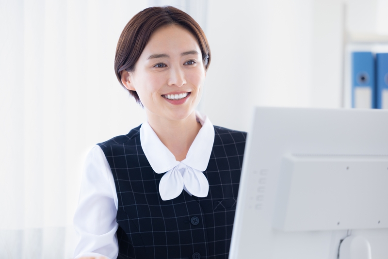 病院での患者様の入退院受付スタッフ