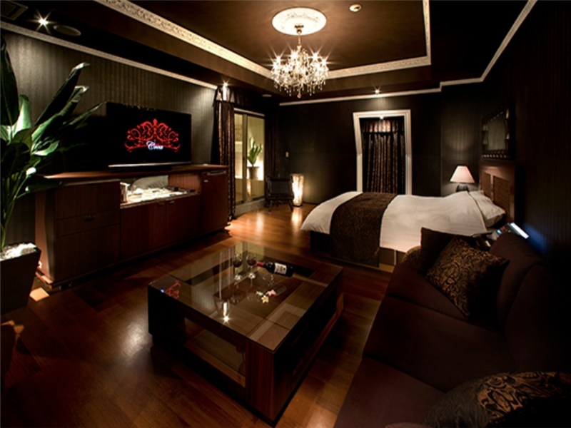 レジャーホテルルームメイク