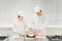 ゴルフ場のレストランの調理スタッフ