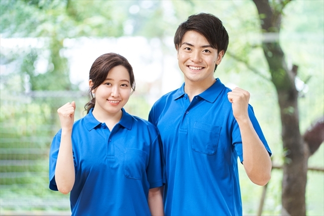 施設内での補助、見守りスタッフ