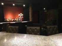 ガールズバーカウンターキャスト