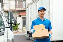 小型トラックでの店舗配送業務