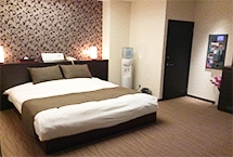 レジャーホテルの客室清掃