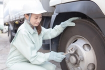 2ｔ～3ｔ車での工場や問屋への印刷物や紙類の配送ドライバー