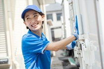 大型トラックでの陸送業務