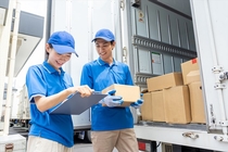 3ｔ車での三温帯食品の店舗配送ドライバー