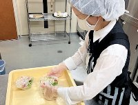 朝食配下膳、清掃・セレモニー会場