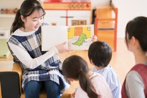 保育園内での保育業務