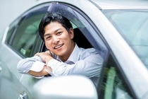 ハイエースでのレンタル用介護用具の店舗配送ドライバー