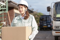 大型車での一般貨物のセンター間集配ドライバー