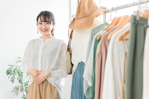婦人服の販売スタッフ