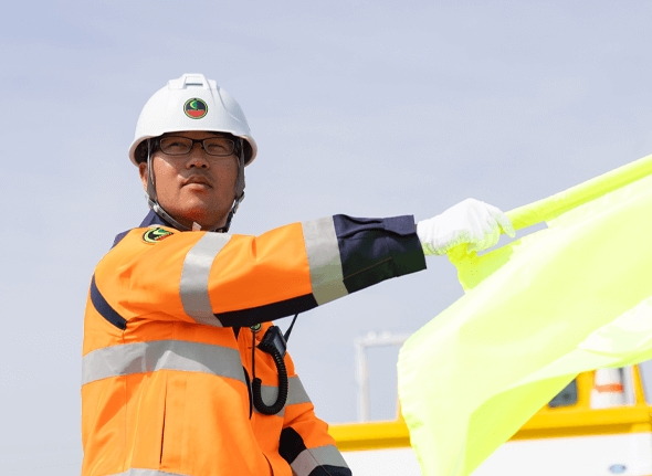 駐車場・工事現場の交通警備スタッフ