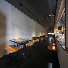 鉄板焼き店のホールスタッフ