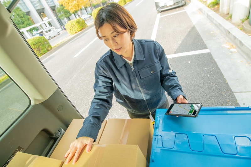株式会社ロジクエスト　名古屋支店(愛知県名古屋市中区/金山駅/配送・配達ドライバー)_1
