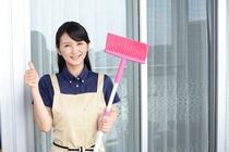 オフィス掃除機掛け清掃STAFF